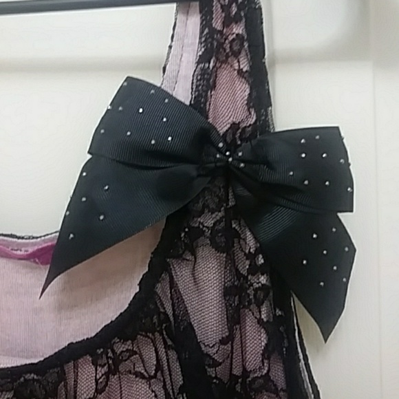 Julies Closet lace top - Picture 2 of 4